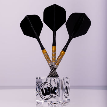 winmau-clear-dart-stand-cube-support-pr-sentoir-transparent-pour-1-jeu-de-fl-che image 5